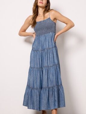 Z Supply Balos Chambray Midi Dress in Washed Chambray. M